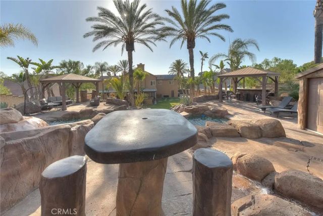 2383 Pacer, Norco, CA 92860