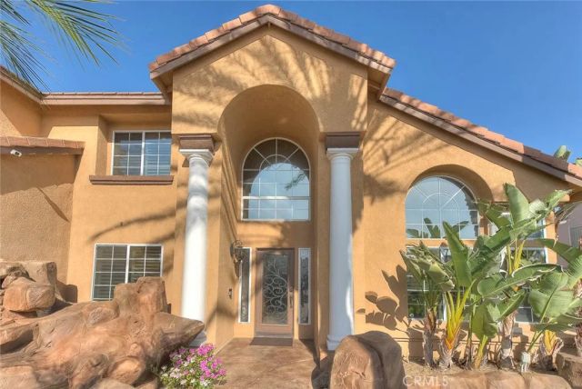 2383 Pacer, Norco, CA 92860