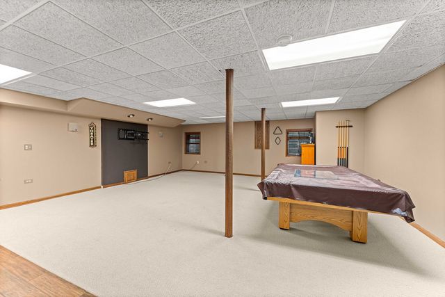 2 Rutgers Court, Hawthorn Woods, IL 60047