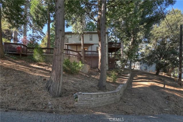 198 Pine Ridge, Crestline, CA 92325