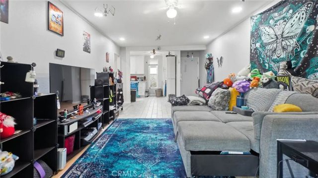 1000 W Macarthur Boulevard 54, Santa Ana, CA 92707