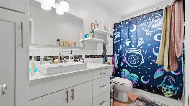 1000 W Macarthur Boulevard 54, Santa Ana, CA 92707