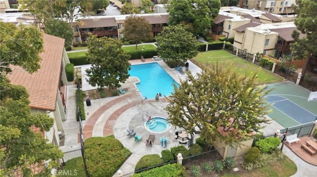 1000 W Macarthur Boulevard 54, Santa Ana, CA 92707