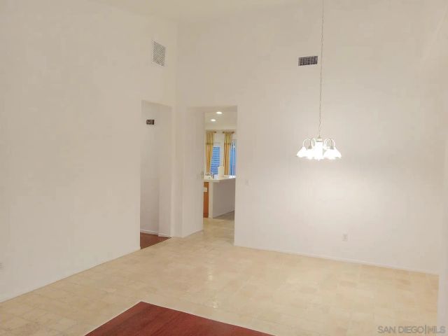 905 Glendora, Oceanside, CA 92057