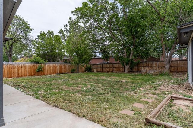 532 Galena Street, Aurora, CO 80010