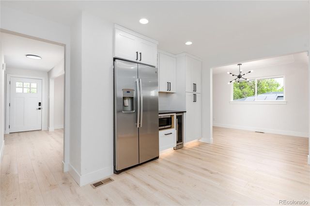 532 Galena Street, Aurora, CO 80010