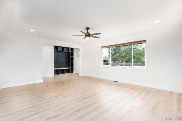 532 Galena Street, Aurora, CO 80010