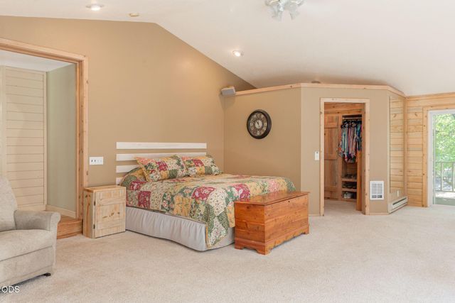 63435 O. B. Riley Road, Bend, OR 97703