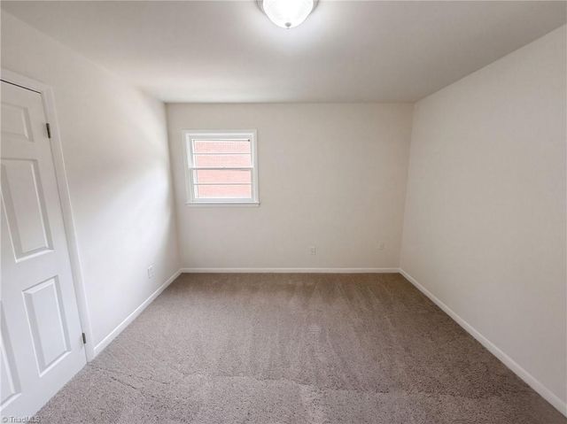 1502 Meadowview Road, Greensboro, NC 27403