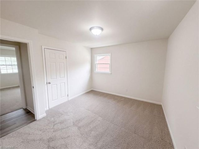 1502 Meadowview Road, Greensboro, NC 27403
