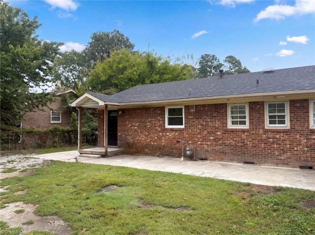 1502 Meadowview Road, Greensboro, NC 27403
