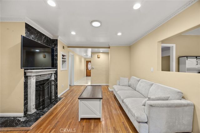 11213 Haskell Avenue, Granada Hills, CA 91344