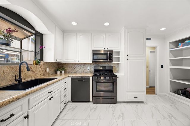 11213 Haskell Avenue, Granada Hills, CA 91344