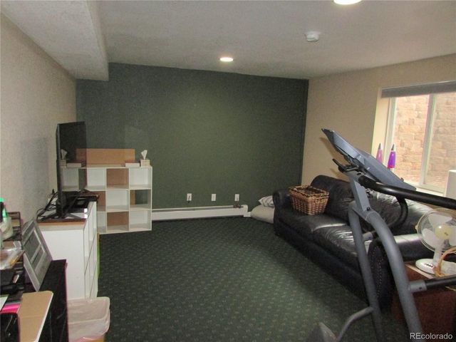 2527 S Oswego St, Aurora, CO 80014