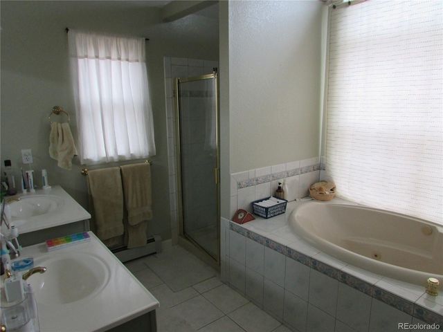 2527 S Oswego St, Aurora, CO 80014