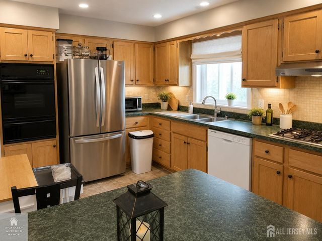 3 Albemarle Road, East Brunswick, NJ 08816