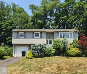 3 Albemarle Road, East Brunswick, NJ 08816