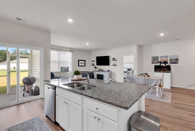 1498 Nokota Dr., Conway, SC 29526