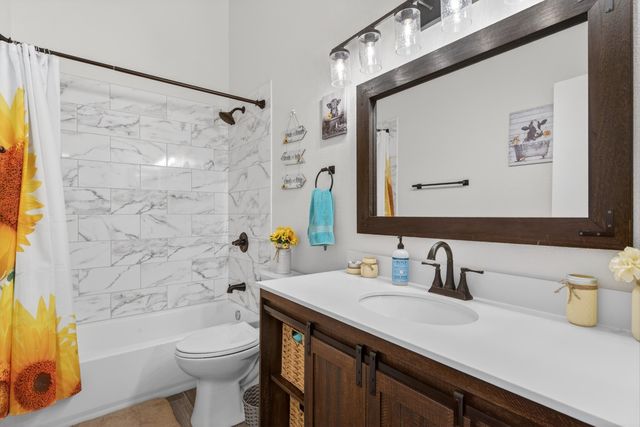 6115 Canis Avenue NW, Albuquerque, NM 87114