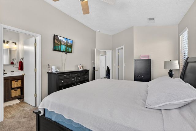 6115 Canis Avenue NW, Albuquerque, NM 87114