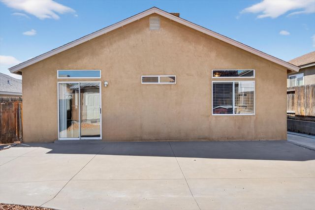 6115 Canis Avenue NW, Albuquerque, NM 87114