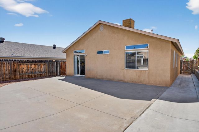 6115 Canis Avenue NW, Albuquerque, NM 87114