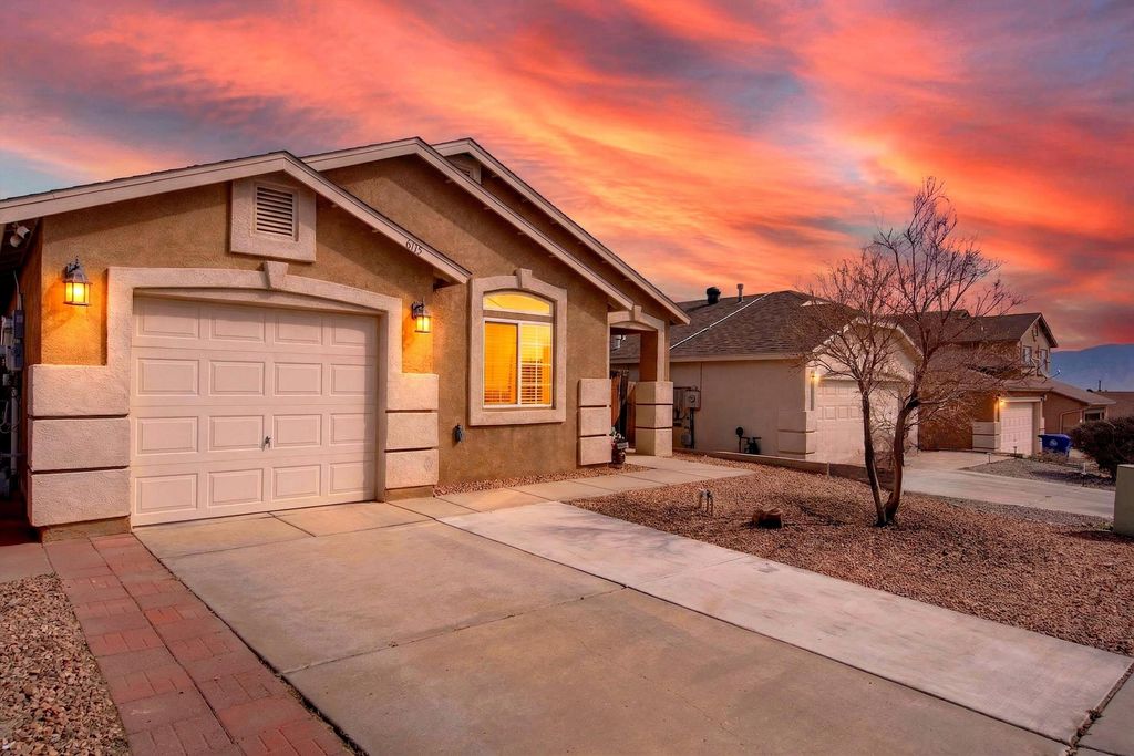 6115 Canis Avenue NW, Albuquerque, NM 87114