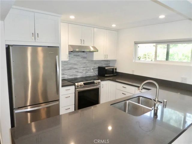 285 San Joaquin Drive, Laguna Beach, CA 92651