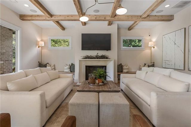 3654 London Road, Atlanta, GA 30341