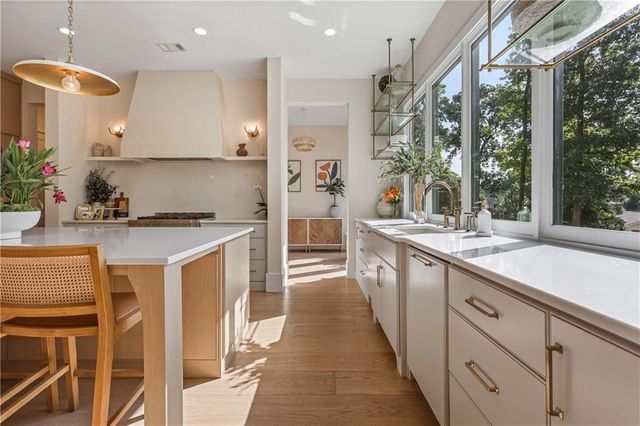 3654 London Road, Atlanta, GA 30341