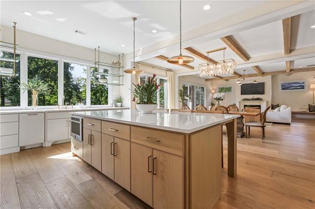 3654 London Road, Atlanta, GA 30341