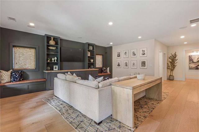 3654 London Road, Atlanta, GA 30341