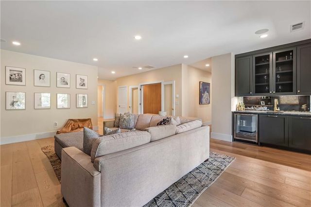 3654 London Road, Atlanta, GA 30341