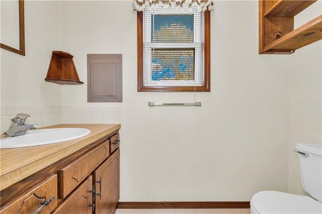 178 Davis Street, Pea Ridge, AR 72751