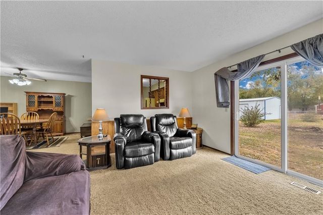 178 Davis Street, Pea Ridge, AR 72751