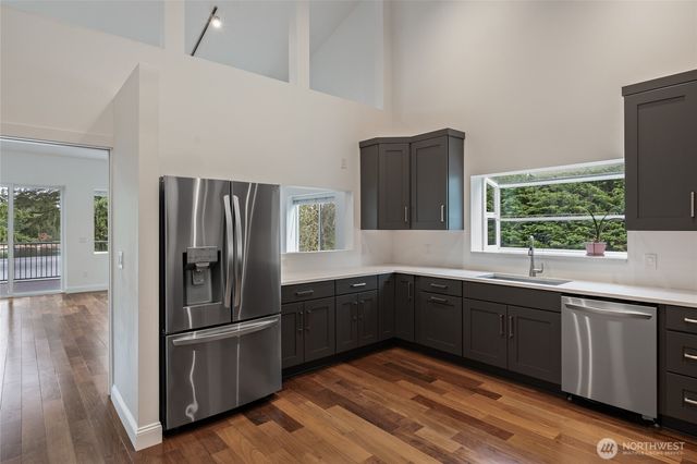 23320 E Echo Lake Road, Snohomish, WA 98296