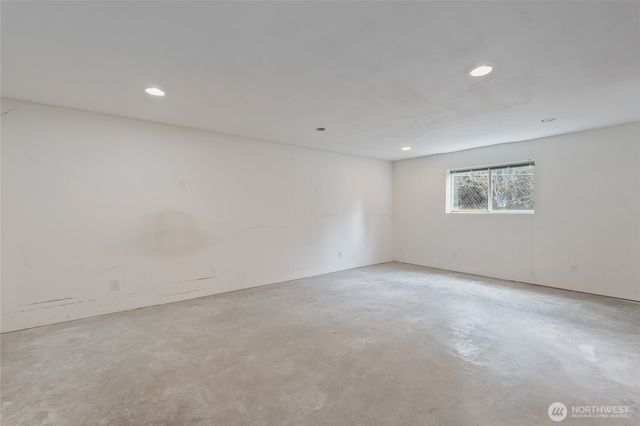 23320 E Echo Lake Road, Snohomish, WA 98296