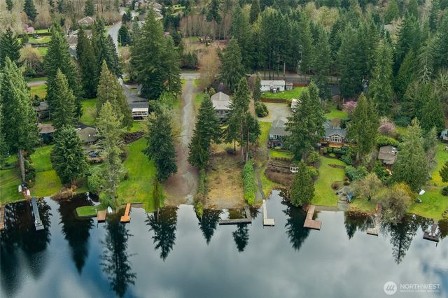 23320 E Echo Lake Road, Snohomish, WA 98296