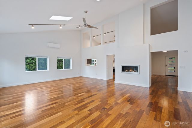 23320 E Echo Lake Road, Snohomish, WA 98296