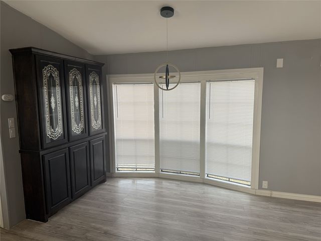 12464 County Road 4027, Kemp, TX 75143