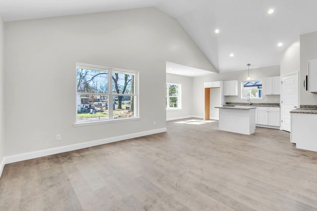 129 Lindon Street, Benton, TN 37307