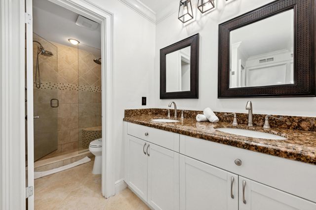 556 SW 24th Avenue, Boynton Beach, FL 33435