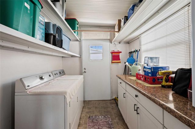 37250 BEVERLY AVENUE, Zephyrhills, FL 33542