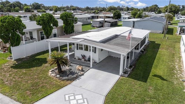 37250 BEVERLY AVENUE, Zephyrhills, FL 33542