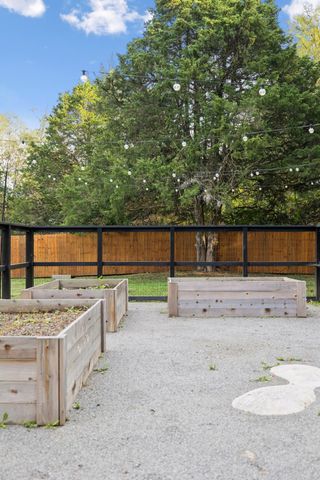 5786 Manchester Pike, Murfreesboro, TN 37127