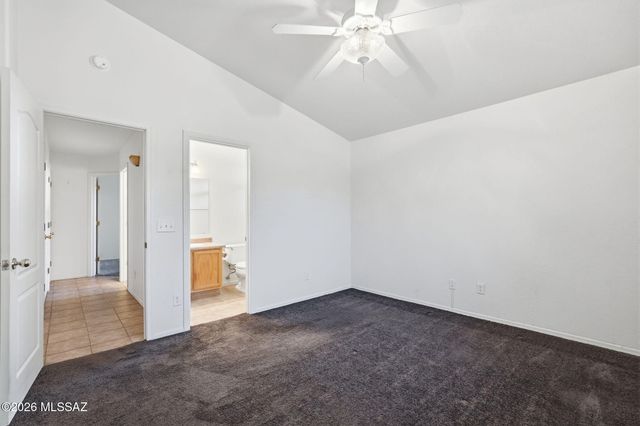 2878 W Medallion Drive, Tucson, AZ 85741