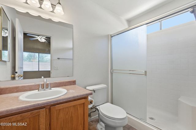 2878 W Medallion Drive, Tucson, AZ 85741