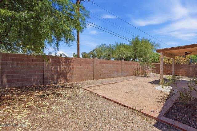 2878 W Medallion Drive, Tucson, AZ 85741
