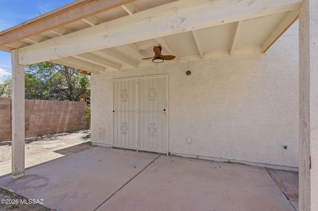 2878 W Medallion Drive, Tucson, AZ 85741