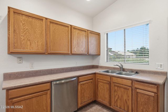 2878 W Medallion Drive, Tucson, AZ 85741